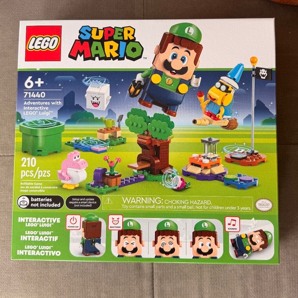 LEGO Super Mario Adventures with Interactive LEGO Luigi - Picture 1 of 2